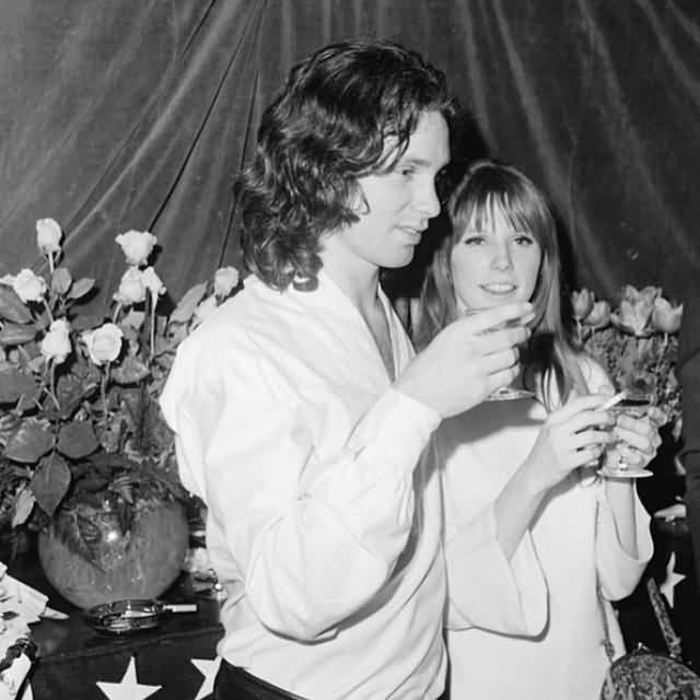Some Rare Pictures Of Jim Morrison with Girlfriend Pamela Courson 34