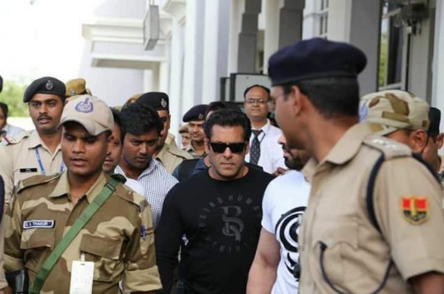 Salman Khan Jail Out From Court
